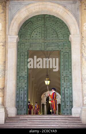 Pontifical (Papal) Swiss Guards at St.Peter's Basilica in Vatican, Rome Stock Photo