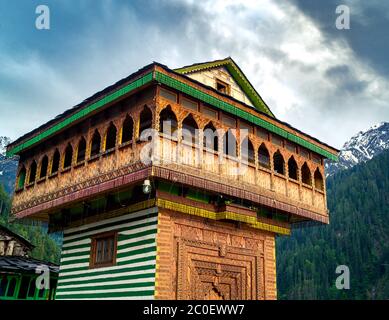 Temple in Grahan village tucked away in a remote corner of Parvati Valley, a scenic campsite on route to Sar pass trek, Himachal Pradesh in India Stock Photo