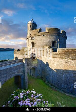 St Mawes Castel defensive Tudor coastal fortresses (1540) built  for King Henry VIII, Falmouth, Cornwall, England Stock Photo