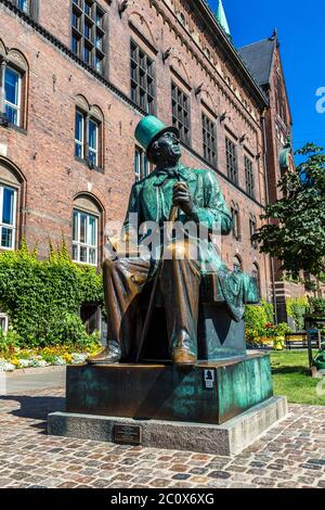 Hans Christian Andersen statue in Copenhagen, Denmark. Stock Photo