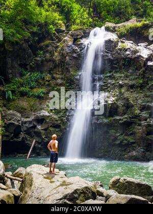 Three Bears Falls in Maui, Hawaii Hana Highway - Upper Waikani Falls. Road to Hana connects Kahului to the town of Hana Over 59 bridges, 620 curves, t Stock Photo