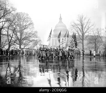 Army Day parade passing U.S. Capitol Building in Rain on 22nd Anniversary of U.S. entrance into World War I, Washington, D.C., USA, Harris & Ewing, April 6, 1939 Stock Photo