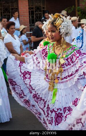 Girl dressed in pollera at the 'El Desfile de las Mil Polleras' (thousand polleras), Las Tablas, Los Santos province, Republic of Panama. Stock Photo