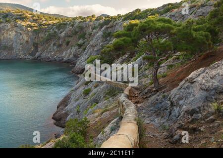 Trail Golitsyn - Falcon Path a mountain pathway carved on the side of Koba-Kaya Stock Photo