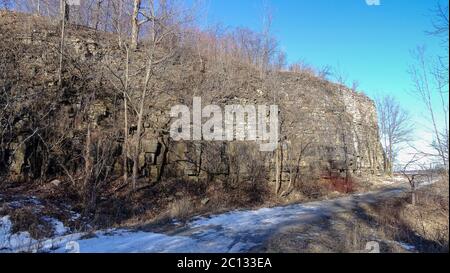 Waterfalls in the Canadian city of Hamilton, Ontario. Incredible forest, winter and spring weather, wonderful places to relax Stock Photo