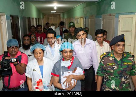 DHAKA, BANGLADESH 16th August : Suraiya infant who was took bullet in mother’s womb shifted to her mother at Dhaka Medical College Hospital, Banglades Stock Photo