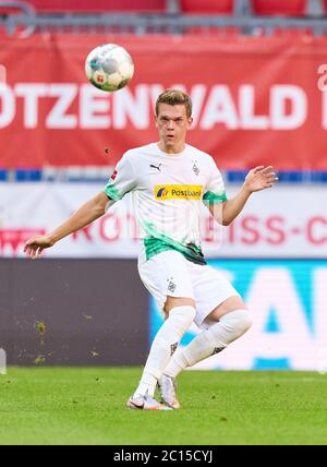 Munich, Germany, 13. Juni 2020,  Matthias GINTER, MG 28  beim Spiel FC BAYERN Munich - BORUSSIA MOENCHENGLADBACH 2-1 in der 1.Bundesliga, Saison 2019/2020, 31.Spieltag, Gladbach,  © Peter Schatz / Alamy Live News   Important: DFL REGULATIONS PROHIBIT ANY USE OF PHOTOGRAPHS as IMAGE SEQUENCES and/or QUASI-VIDEO -  National and international News-Agencies OUT Editorial Use ONLY Stock Photo