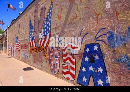 American patriotism murals painted on the wall of a military surplus store in Tucson AZ Stock Photo