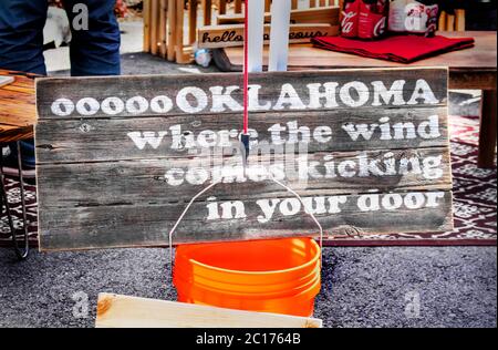 Kicking the bucket hi-res stock photography and images - Alamy