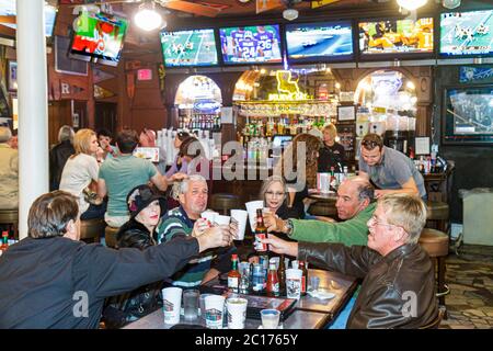 New Orleans Louisiana,French Quarter,Corner Oyster House,bar bars lounge pub,dining,drink drinks beverage beverages drinking,alcohol,liquor,beer,water Stock Photo