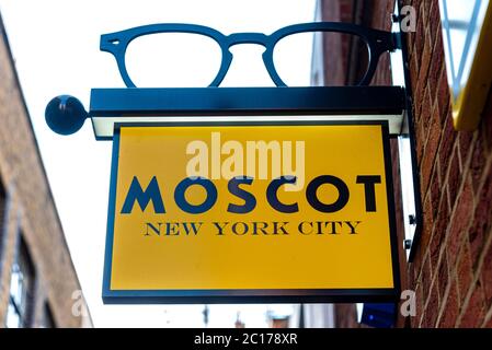 Custom Made Tints™ | Fashion Tinted Glasses – MOSCOT NYC SINCE 1915 |  United States