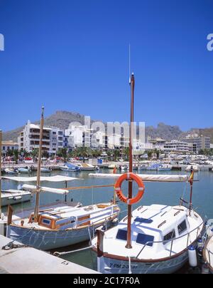 Fishing boats in harbour, Puerto Pollensa (Port de Pollenca), Pollenca Municipality, Mallorca (Majorca), Balearic Islands, Spain Stock Photo