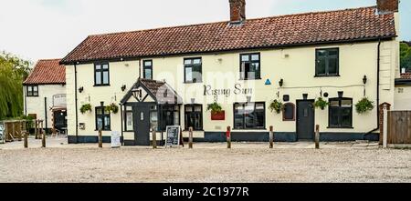 The Rising Sun pub in the Norfolk village of Coltishall Stock Photo