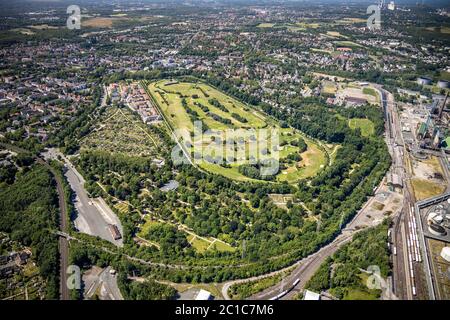 Aerial view, Golfclub GC Schloß Horst, golf course, cemetery Horst-Süd, allotment club Horst Emscher,new development area, residential area Am Bowenga Stock Photo