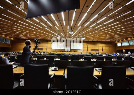 (200616) -- BEIJING, June 16, 2020 (Xinhua) -- Photo taken on June 15, 2020 shows the board of governors online meeting of the International Atomic Energy Agency (IAEA) in Vienna, Austria. (Dean Calma/IAEA/Handout via Xinhua) Stock Photo