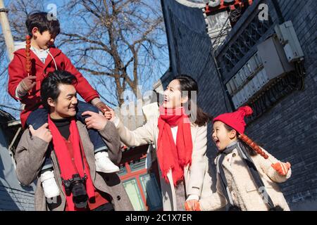 Young couples with children go shopping shopping Stock Photo