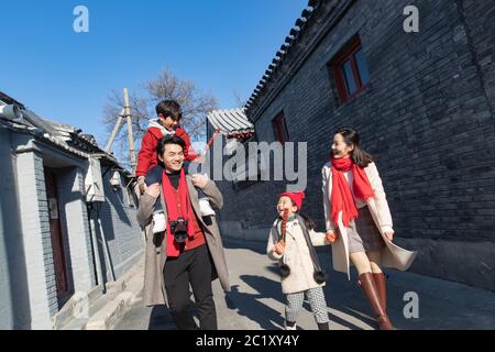 Young couples with children go shopping shopping Stock Photo