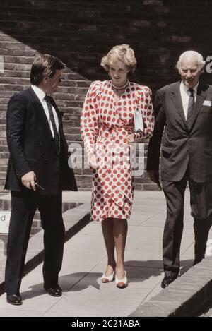 Princess diana with bodyguard hi-res stock photography and images - Alamy