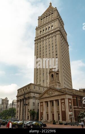 St Andrew's Catholic Church and the tower of the Thurgood Marshall United States Courthouse Stock Photo