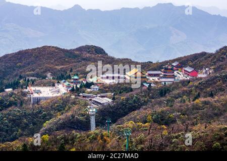 View from above on entire Tianmenshan Temple in the forest on the top of Tianmen Mountain in Zhangjiajie, Hunan, China Stock Photo