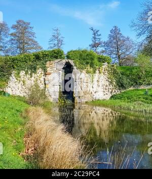 Cascade between Eleven Acre Lake and Upper Copper Bottom Stock Photo