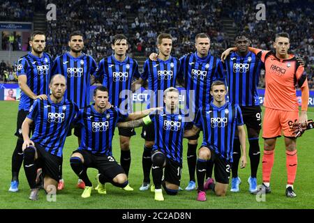 Atalanta's soccer team photo, during the UEFA Champions League match, Atalanta vs Shakhtar Donetsk, in Milan. Stock Photo