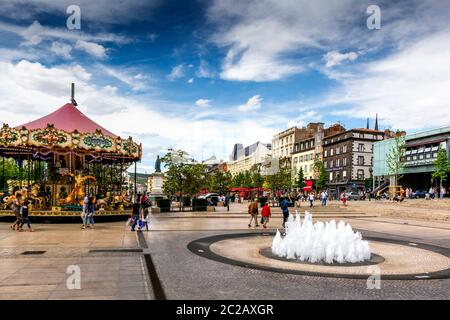 Place de Jaude, Clermont-Ferrand, Département Puy-de-Dôme, Auvergne, France, Europe Stock Photo