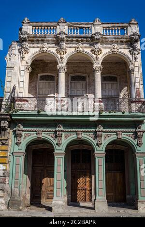 Run-down beautiful colonial house on Paseo del Prado (Paseo de Marti), Havana, Cuba Stock Photo