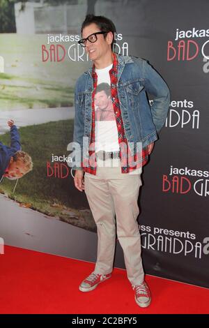 Johnny Knoxville ‘Irving Zisman’ arrives on the red carpet for the special screening of Jackass Presents: Bad Grandpa at Event Cinemas, George Street Stock Photo