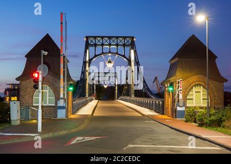 Kaiser Wilhelm Bridge in Wilhelmshaven at night Stock Photo