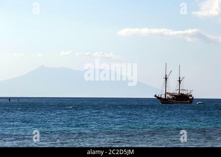 Indonesia Bali, 20 Sept 2019, Bali sea with ship and fishermen landscape Stock Photo