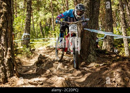 Vallnord downhill store