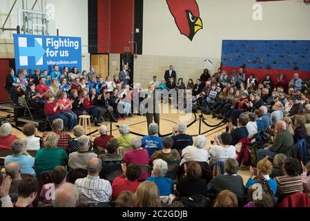 Newton Iowa USA, January 28, 2016: Democratic frontrunner Hillary Clinton, former U.S. senator and first lady, takes her campaign to a high school gym in Newton, Iowa about an hour outside Des Moines as she works to beat challenger Bernie Sanders at the Iowa Caucuses on Monday.  ©Bob Daemmrich Stock Photo