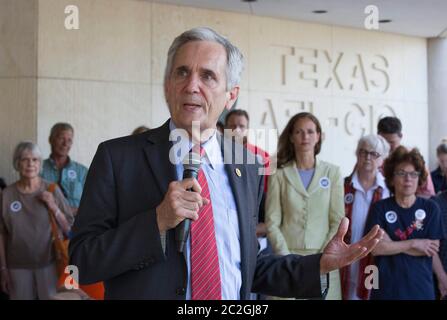 Austin Texas USA, June 29, 2016: Texas congressman Lloyd Doggett speaks at small anti-gun violence rally outside AFL-CIO headquarters featuring victims of gun violence. ©Bob Daemmrich Stock Photo