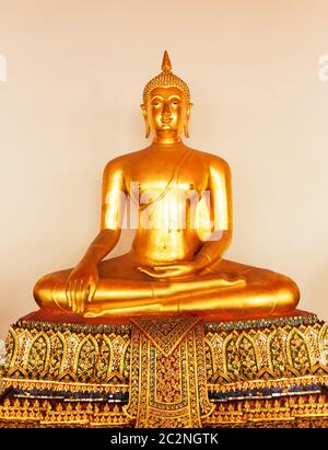 Golden buddha statue (Wat Po Temple, Thailand) Stock Photo