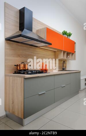kitchen gas stove exhaust