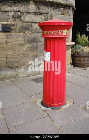 Victorian post box in Warwick, UK Stock Photo