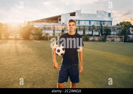 A Soccer Player | Soccer poses, Soccer photography poses, Soccer photography