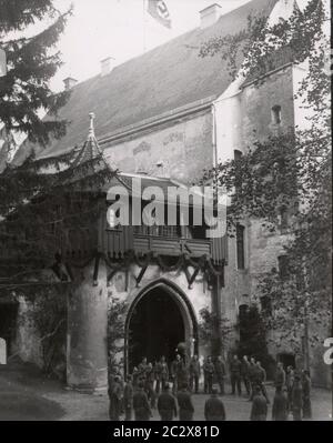 School and school operations at a SA driving school Heinrich Hoffmann Photographs 1933 Adolf Hitler's official photographer, and a Nazi politician and publisher, who was a member of Hitler's intimate circle. Stock Photo