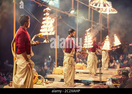 Ganga aarti ceremony. Rituals performed by Hindu priests in Varanasi, India, January 2020. Stock Photo