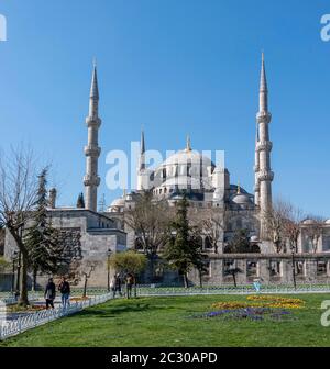 Blue Mosque, Sultan Ahmet Camii, Sultan Ahmed Park, Sultanahmet, European Side, Istanbul, Turkey Stock Photo