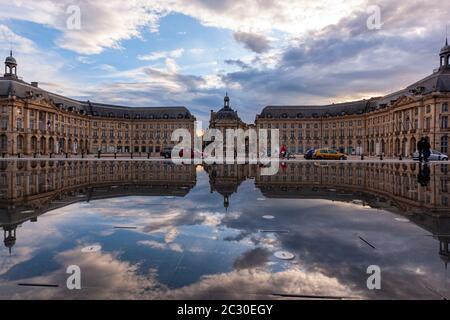 Water Mirror, Le Miroir d'eau, the world's largest reflecting pool, Bordeaux, Gironde, Aquitaine, France Stock Photo