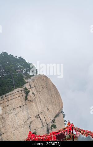 View of the stunning mountain landscape from the West Peak on Huashan mountain, Xian, Shaanxi Province, China Stock Photo