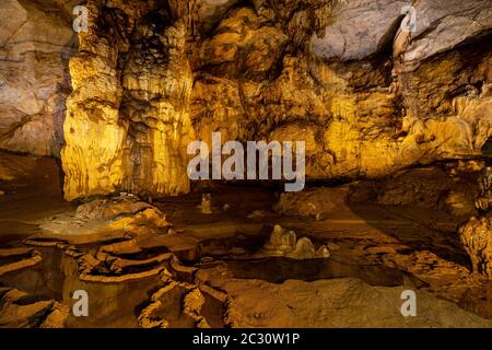 The Paradise Cave at Phong Nha Ke Bang in Vietnam Stock Photo
