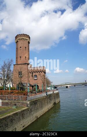 Malakoffturm, Relikt der Preußischen Rheinuferbefestigung am Holzmarkt, Köln, Nordrhein-Westfalen, Deutschland Stock Photo