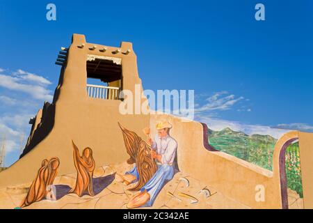 Mural by George Chacon on the Cabot Plaza,Taos,New Mexico,USA Stock Photo