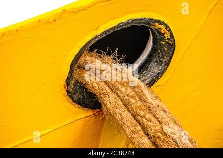 bulwark with mooring lines of a trawler Stock Photo