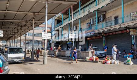 People queue in Durban during the Corona Virus Pandemic Stock Photo