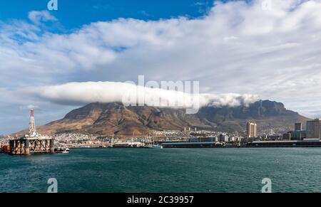 Arriving at Cape Town, South Africa on  a cruise ship  looking towards the town and Table Mountain. Stock Photo