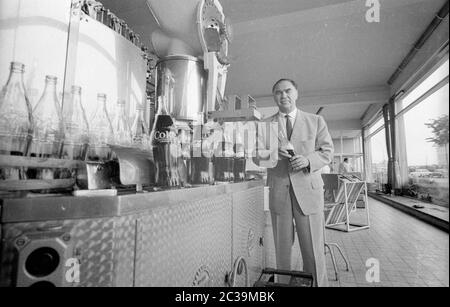 Max Schmeling at his company in 1966. He operated a chief agency for Coca Cola products in Hamburg-Bramfeld. Stock Photo